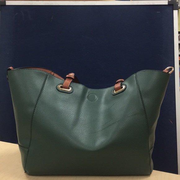 G.H. Bass & Co. Handbags - Green tote